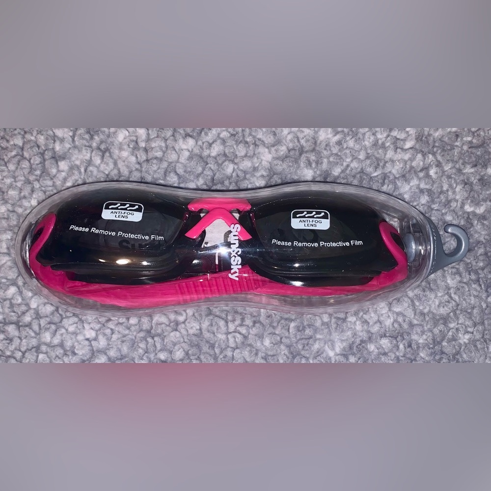 NEW Sun & Sky Adult Goggles